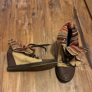 Blowfish Tan and Brown Lace Up Ankle Booties